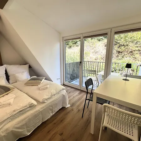 9 Hofgut * Marburg